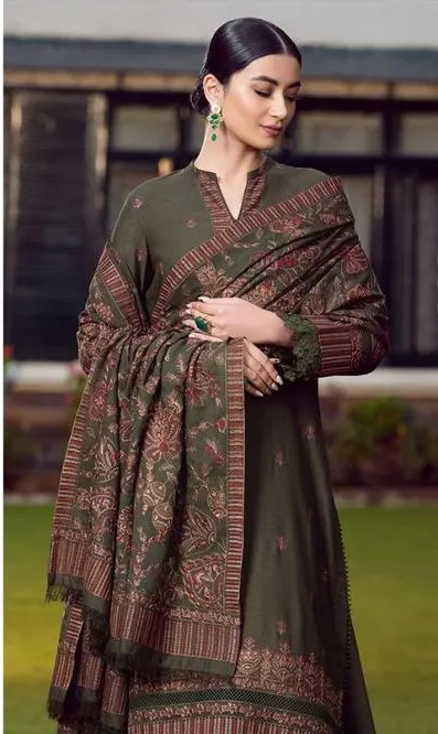 3 Pcs Women's Unstitched Embroidered Suit