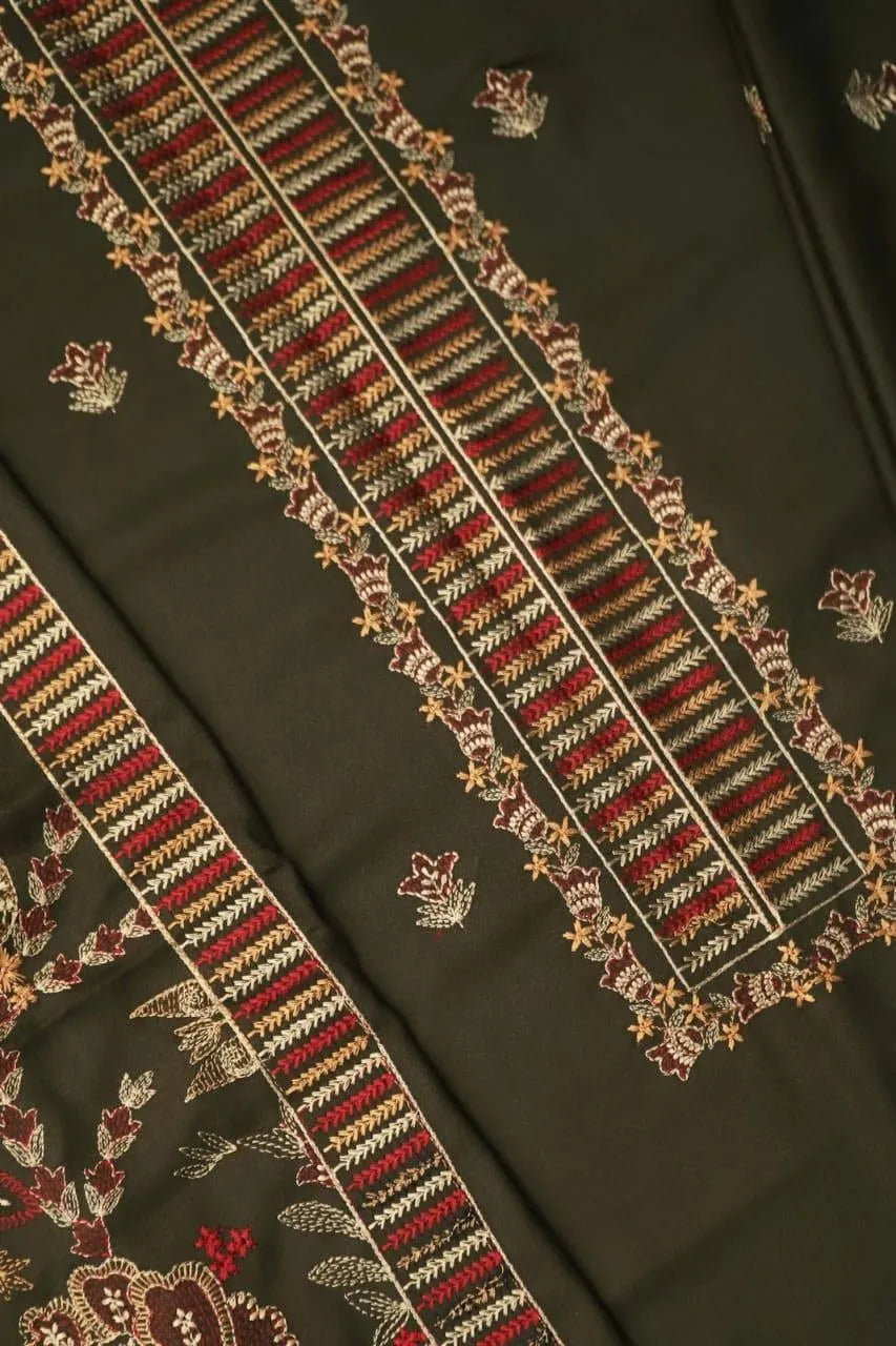 3 Pcs Women's Unstitched Embroidered Suit