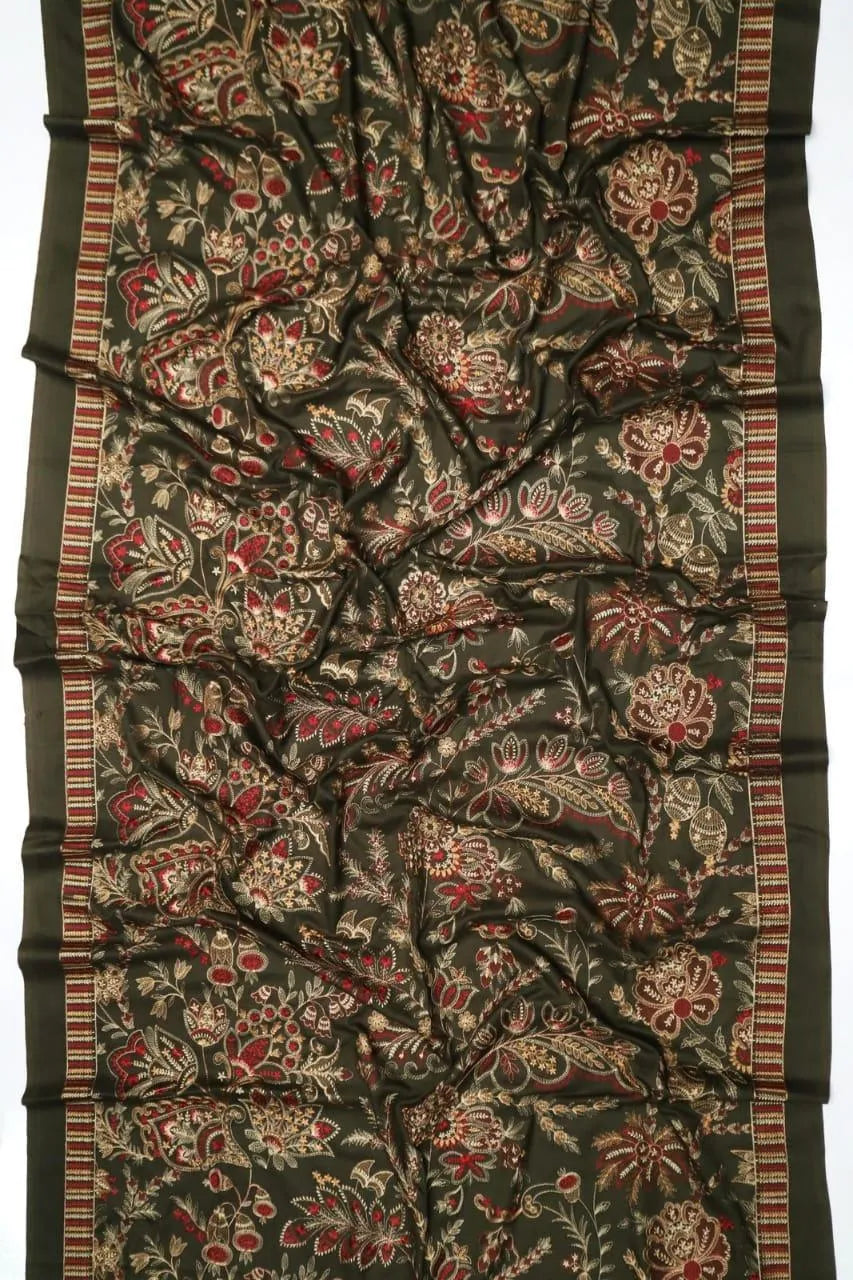 3 Pcs Women's Unstitched Embroidered Suit