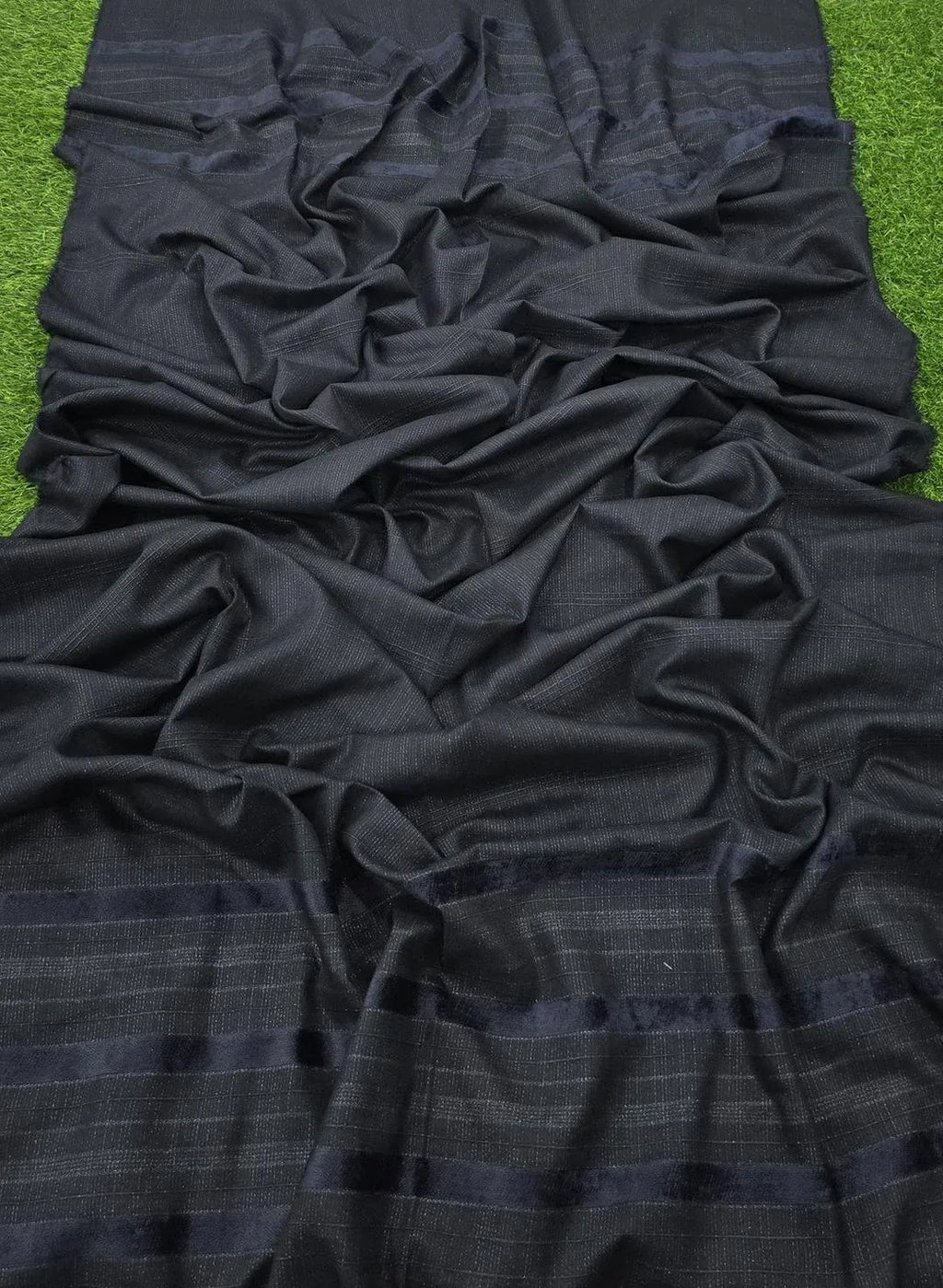 3 Pcs Women's Unstitched Embroidered Suit