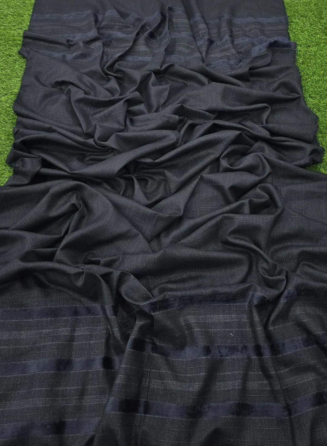 3 Pcs Women's Unstitched Embroidered Suit