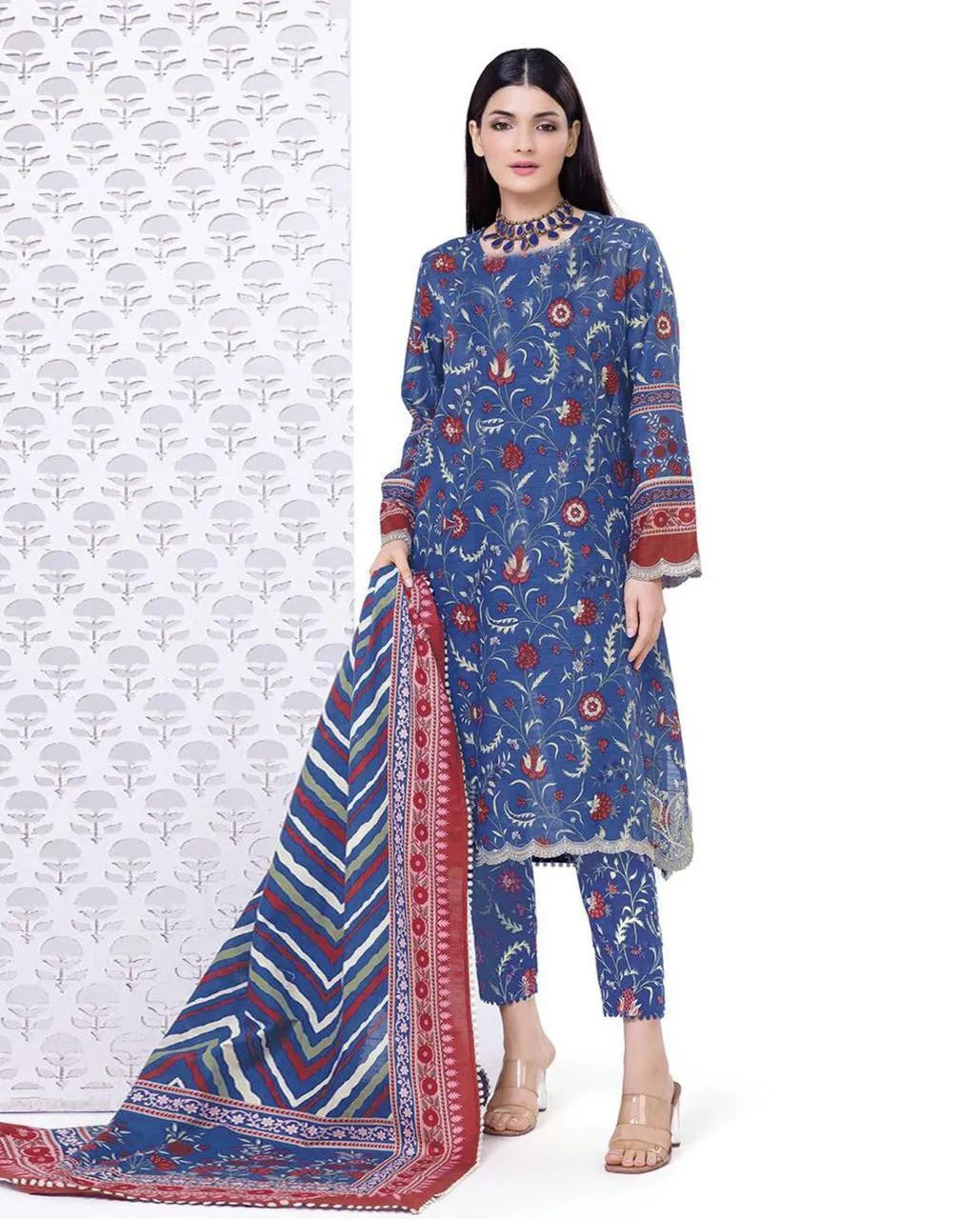 3 Pcs Women's Unstitched Printed Suit