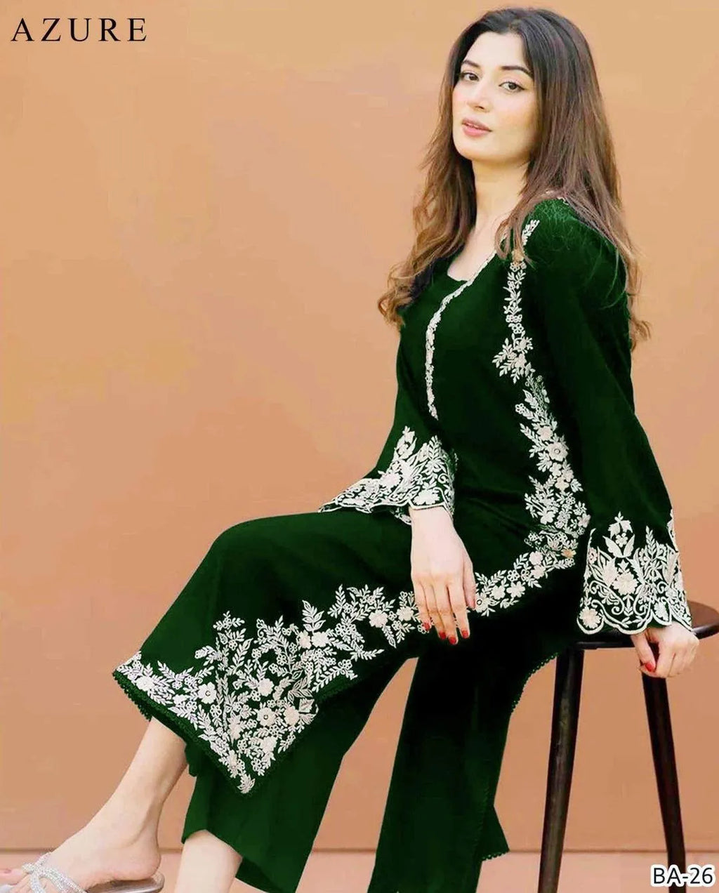 2 Pcs Women's Unstitched Embroidered Suit